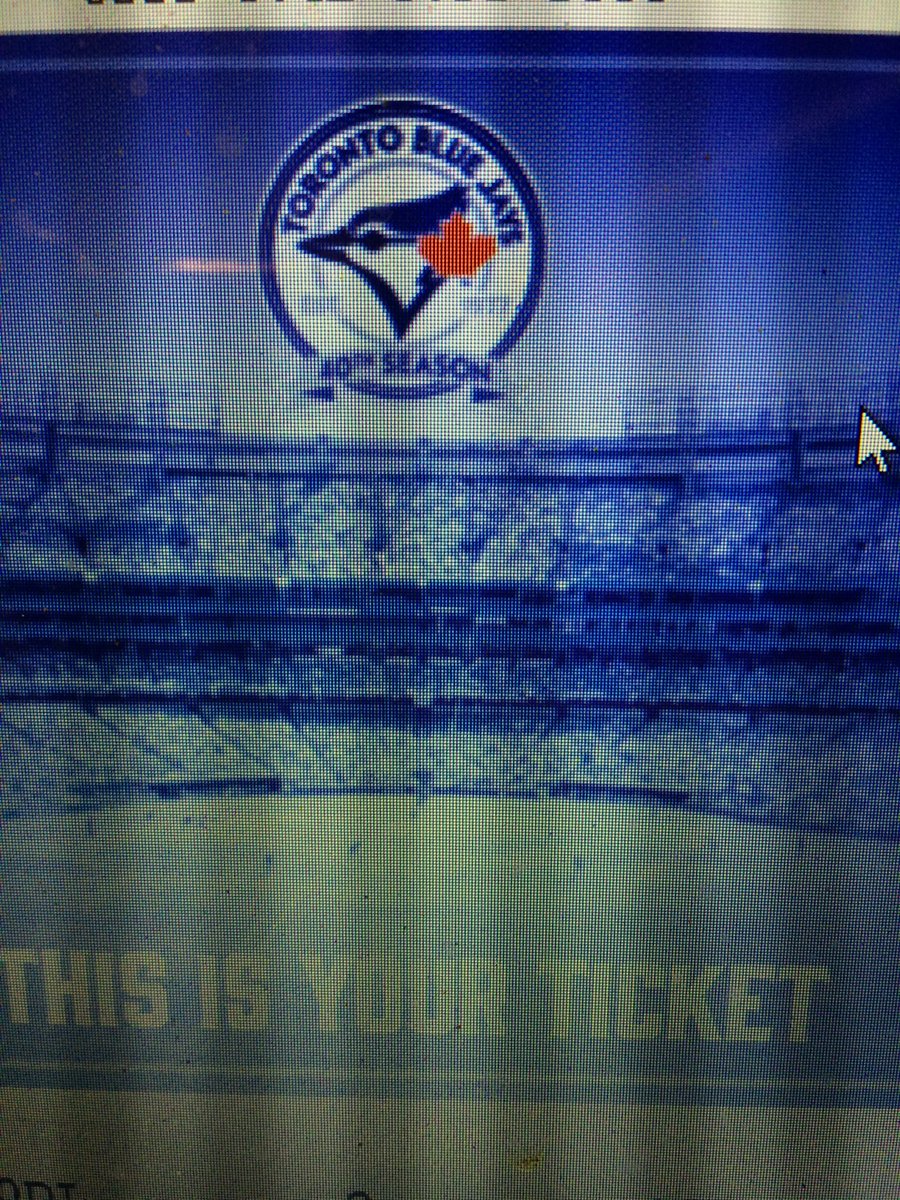 177Candace's tweet photo. Happy Birthday Us!!! @kellerintensity #BlueJays #Toronto #vacay https://t.co/EH1GajIwyh