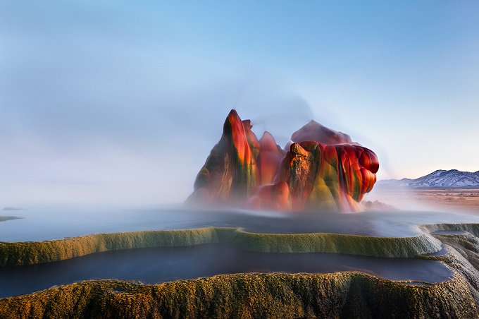 topcities01's tweet photo. Fly Geyser, #Nevada. One of the most beautiful #Natural Phenomena on the #planet! https://t.co/EtHxbEF9Wa