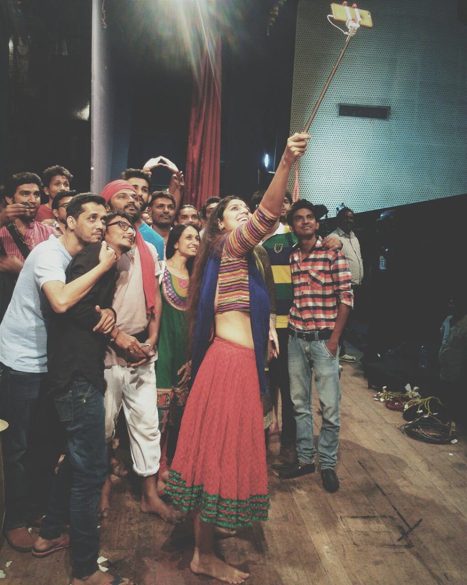 RJdevaki's tweet photo. @surtimehul @abhinayKer @desaiaditik @Vainat @rraval44 @AnandGaurang @Mauji_Mastaan #SamudraManthan #PostShowFun https://t.co/KNZfjgsUcD