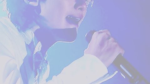 2111mmj's tweet photo. ㅤ

　￤
　♡゛

　　　　"  傍に居たいよ 離れないで "

　届く筈も無く 泡となって消えた

▼△

　　　　　ＲＴＷＴ　《

　　───────　　》ＦＬＯＷ

ㅤ https://t.co/bBv0g1JTlW