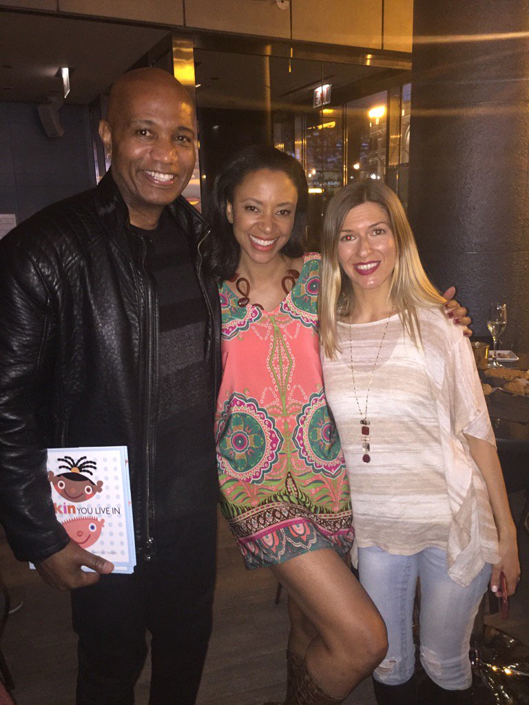 LoveNNLight's tweet photo. Good times with Good People! I am Chicago! https://t.co/NlmKS9Ipz4