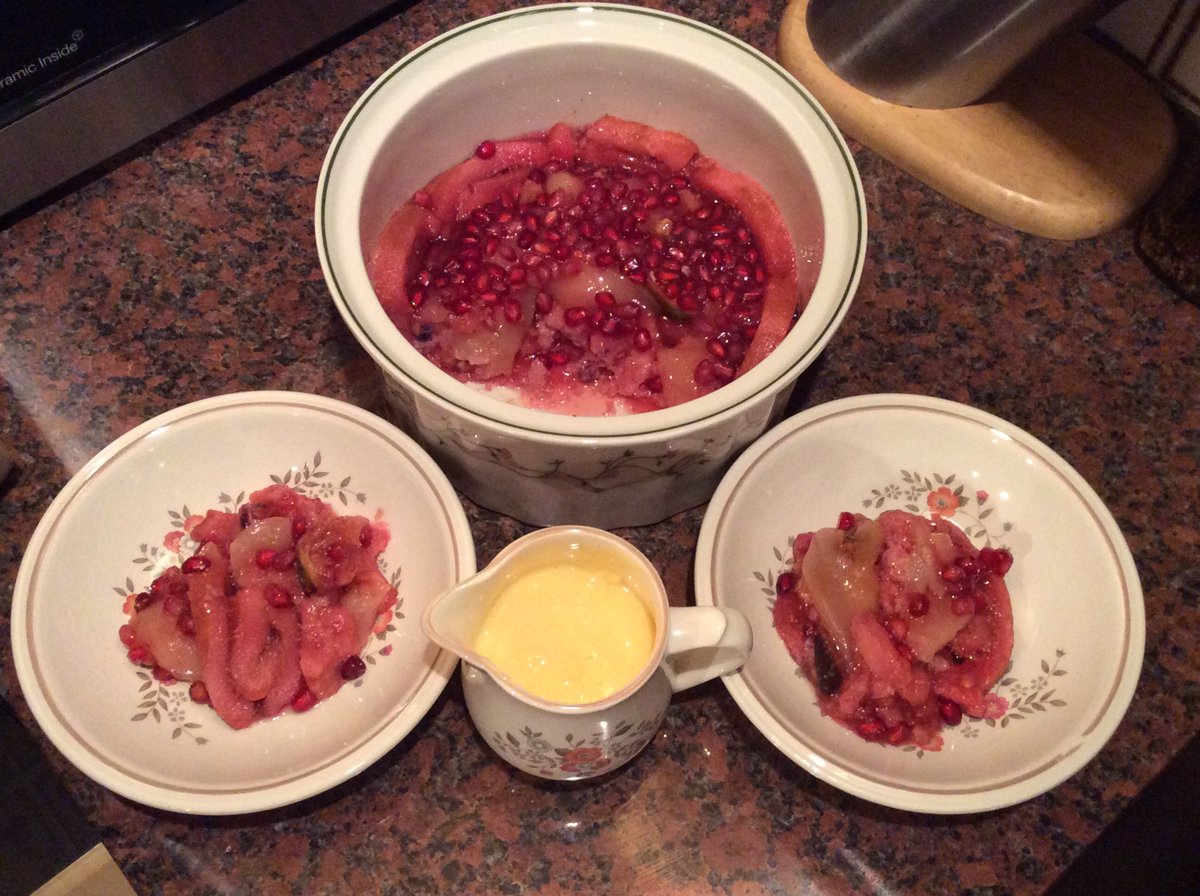 HomeStarHelps's tweet photo. Fig, Pomegranate &amp; Pear w/ Raspberry &amp; Apple Jelly &amp; Raspberry Sponge served w/ fresh custard made from Goats milk. https://t.co/Rpg6u8M8zd