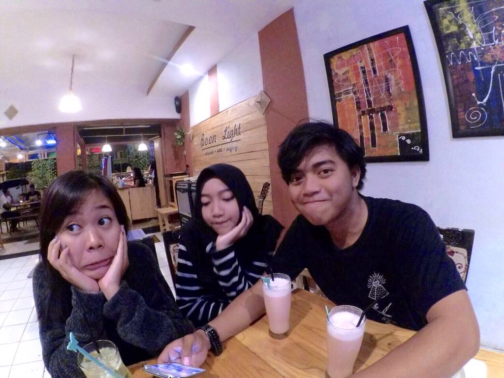 Aura (@aura_maulida) on Twitter photo 