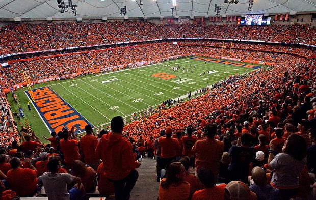 msj_era1's tweet photo. Blessed to receive an offer from Syracuse University #Orange https://t.co/nVfT3tulio