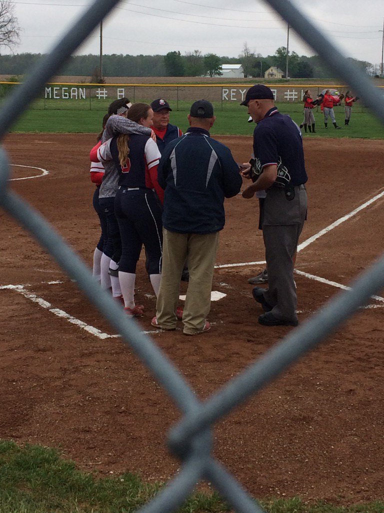 chiphare's tweet photo. Congratulations to the softball team for defeating Troy3-0. Got at least a share of the GWOC title. #wearepiqua https://t.co/5ISiZP7JO1