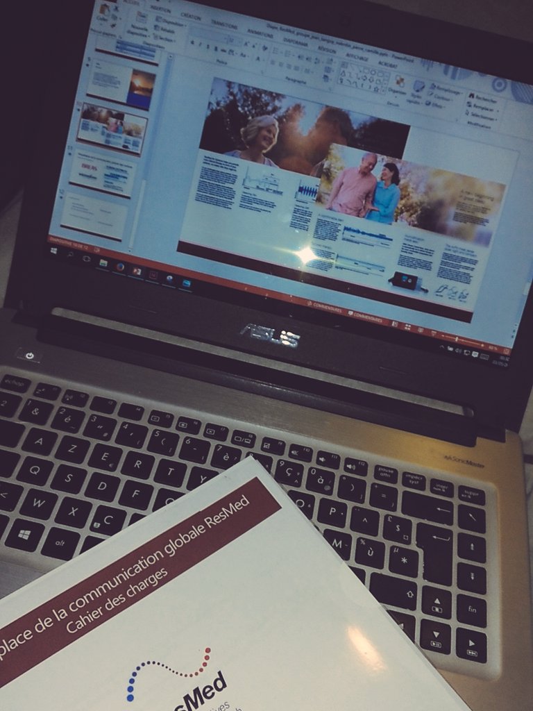 cam_meunier's tweet photo. Minuit trente : Vive les #oraux de fin d'année #cahierdescharges #droit #communication #wislife #study #asus #SOS https://t.co/ZcUYCxzypj