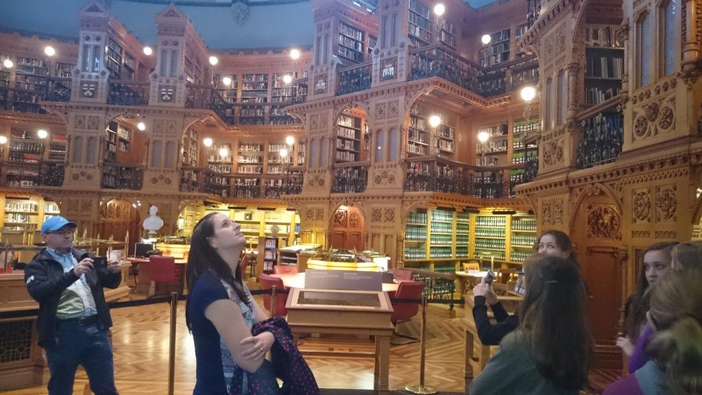 MrMichell_'s tweet photo. Huge thanks from Destinations for the tour of Parliament and taking the time to engage with students! @NeilREllis https://t.co/ZKrhP9kmC5