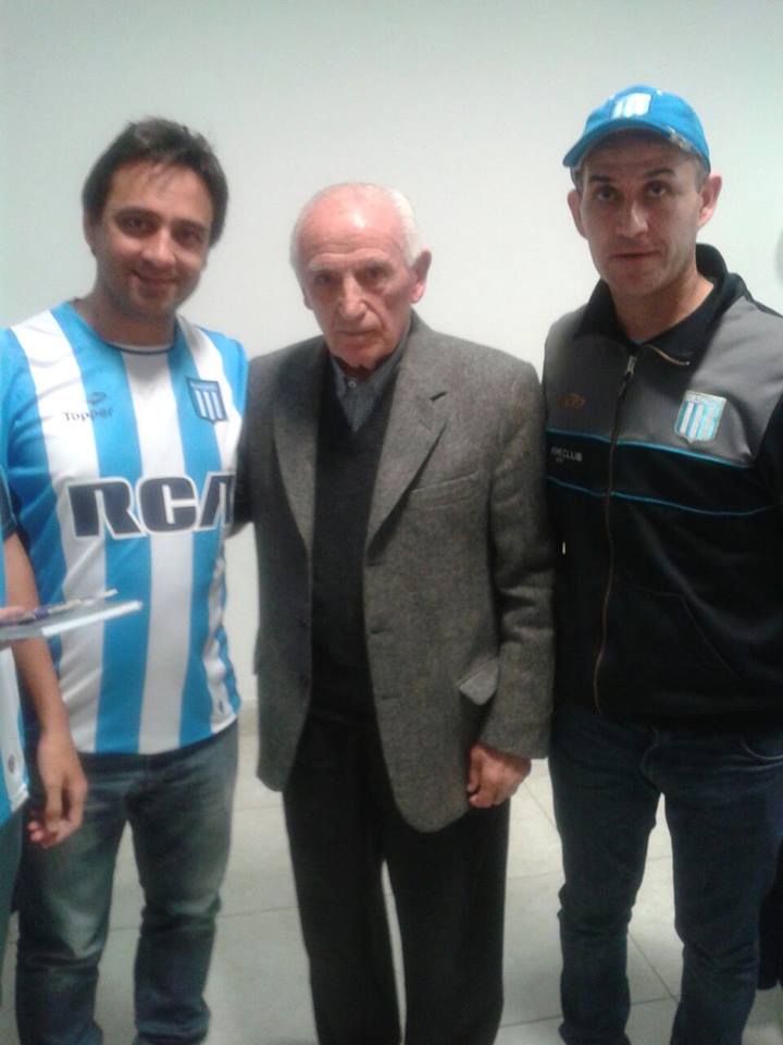 RCOlavarria's tweet photo. Linda Fiesta de Filial Pehuajo, lasFiliales de #Racing trabajando desde todo el País Por y Para el Club. https://t.co/GUgDaWLGOS