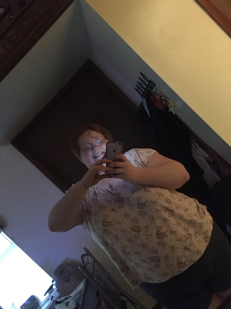 myhomeniall's tweet photo. I'm so proud of my body and my curves, you will never change me because I'm beautiful me ☺️💪🏼✌️#MOTAVATORMONDAY https://t.co/NUFjbxq2kb