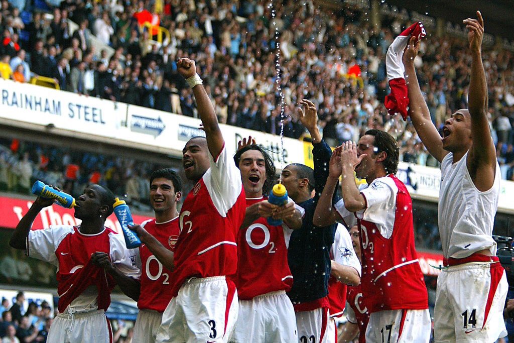 _Highbury_'s tweet photo. توتنهام حقق الدوري الإنجليزي مرتين طوال تاريخه ، ارسنال حققه مرتين على ملعبهم الوايت هارت لين.#تاريخ https://t.co/t1rbOboCSK