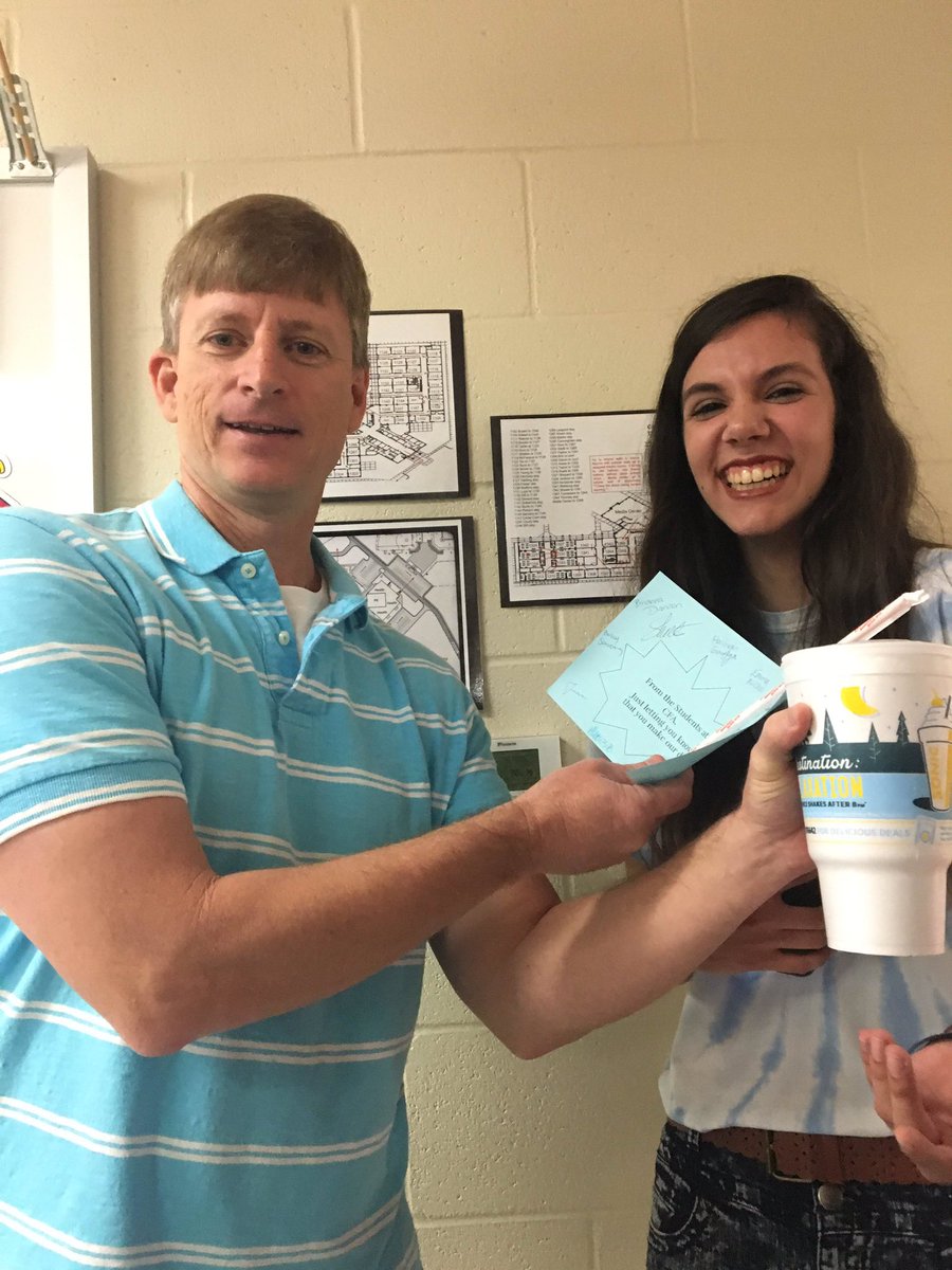 theprincipalguy's tweet photo. #CFAKeyClub delivered Sonic drinks today to Staffulty @CabotFA for #TeacherAppreciationWeek #CFARocks https://t.co/RPaj1Xaauf