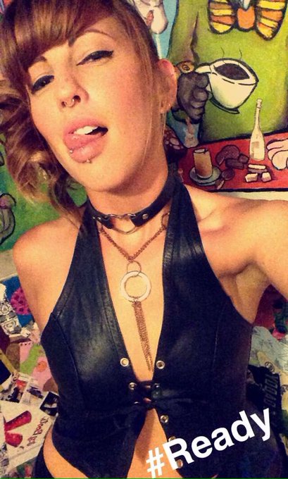 Had my FIRST B/B/G #Threesome last Saturday and it was SO HOT! Thanks to the sexy @jasperxxxstone &amp; @XXXMrKeysXXX<a href="/tag/threesome"class="tags">#Threesome</a>