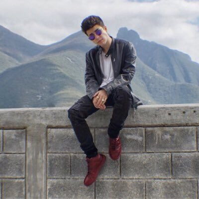 lapumista's tweet photo. Sube una foto,etiqueta a 10 personas,da RT y sigue la cadena.😍🤘🏼
#MtvIconoMBautista  
#MTVPopMBautista   
#MTVMiaw https://t.co/S5peryHSpC