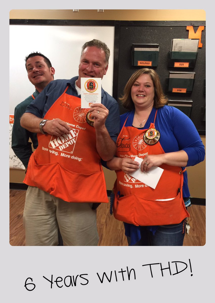 SherryBerry1409's tweet photo. โ๏ธDon celebrating his 6 years with THD! So proud to have him on our team!โ๏ธ #dedicatedanddevoted #BDDSW #SWBEST https://t.co/mdmN6phZnM
