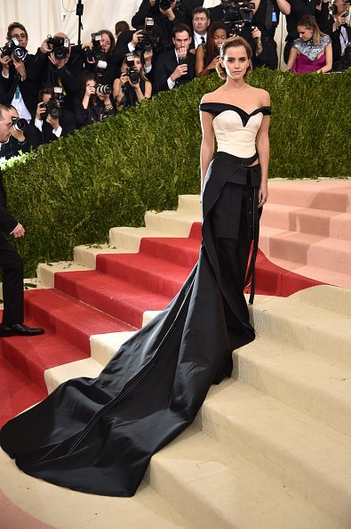 Dani_Rovari's tweet photo. RAINHA ❤ #MetGala https://t.co/QAJA1EmW84