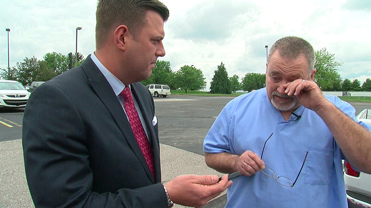 Local12's tweet photo. 50 Cent records himself degrading CVG worker, @AClementsWKRC has the story: https://t.co/4ORp1PuIbZ https://t.co/39CqjbuhLH