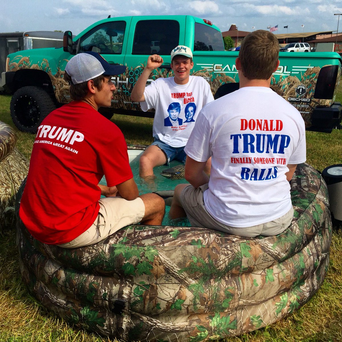 <a href="/realDonaldTrump/">Donald J. Trump</a> NASCAR race fans posted up in the #VanishSpa.
#trump #MakeAmericaGreatAgain