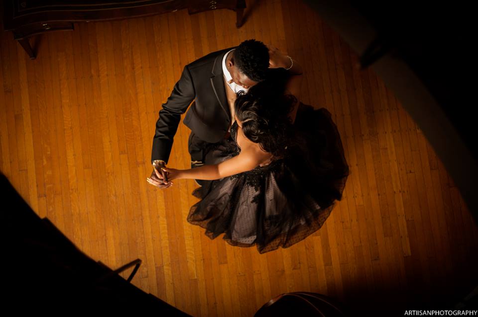 artiisan1's tweet image. #promshoot in Greenville NC's art museum with #singer/#actress Jocelin #beauty #onedance #prom #photographer