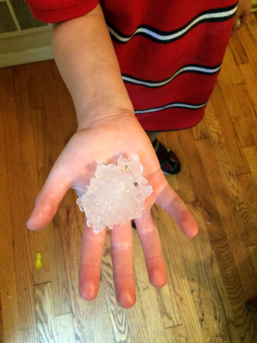 wxmanpsu's tweet photo. @capitalweather Another picture of the hail from Rockville this evening. https://t.co/YxWHAPhmhy