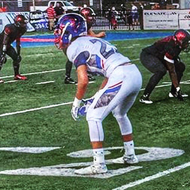 ctofu4's tweet photo. Finally back #3peatchasing 🏈🏆 https://t.co/lVccXJPBHF