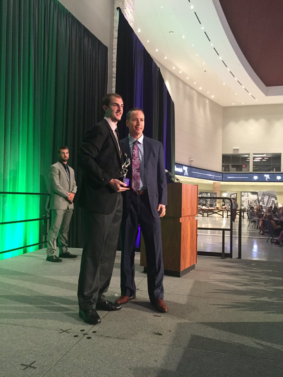The men's Athlete of the Year Award goes to Alex Caruso!