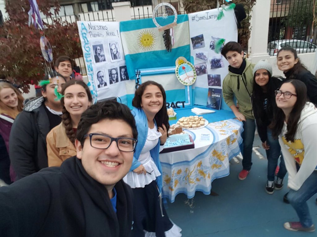 InteractTucuman's tweet photo. Los chicos en el stand de Interact en el crisol que se realizó este sábado #SomosInteract https://t.co/V7tf9H7K34