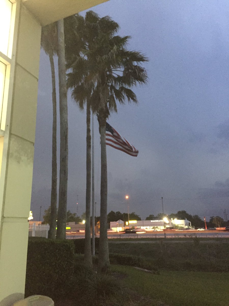 mediaholly's tweet image. Winter Park #wesh2storms @TMainolfiWESH