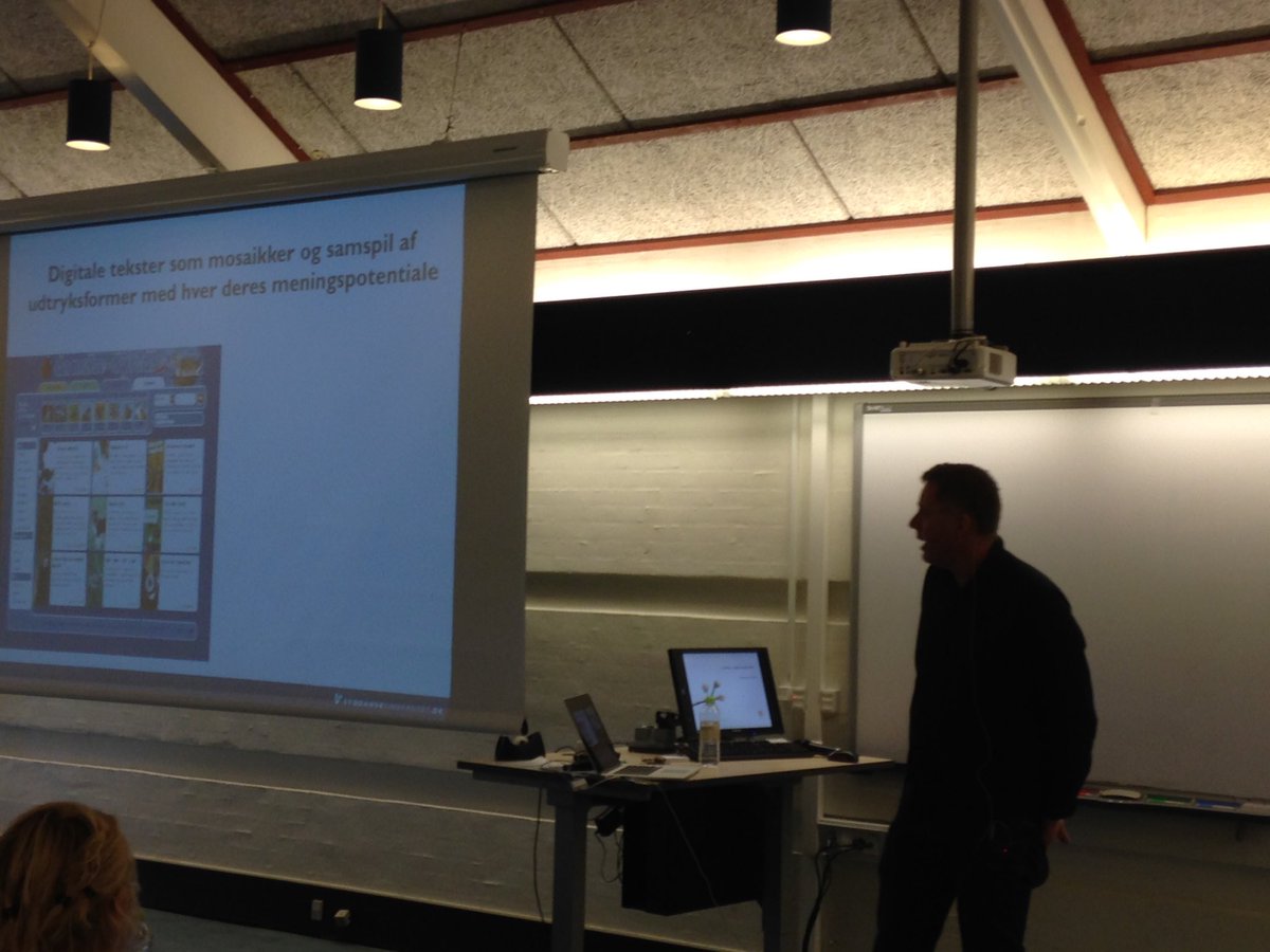 LiseLau1972's tweet photo. Jens Jørgen Hansen "Også et spørgsmål om undervisernes holdning til teknologi". Kan temadagen ændre den? #ucltema https://t.co/sV1uvDB7pH