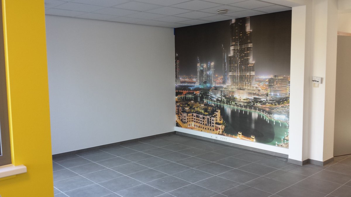Guy_VD's tweet photo. Opening nieuw kantoor Abusol gevierd in aanwezigheid van burgemeester Jo Fonck en Unizo voorzitter Yves Nevens. https://t.co/5L0MfoK3Rb