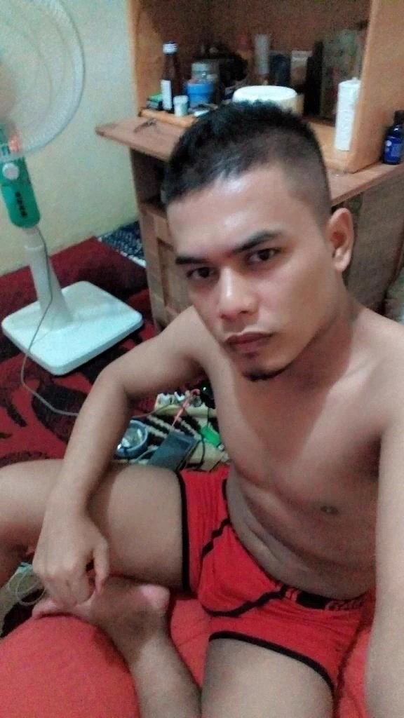 EdoAji5's tweet photo. Yg minat masagge pull body wa 085891384576.di jamin puas dan segar.bisa incall autcall.kalibata jakarta selatan. https://t.co/PQUU2o6gsd