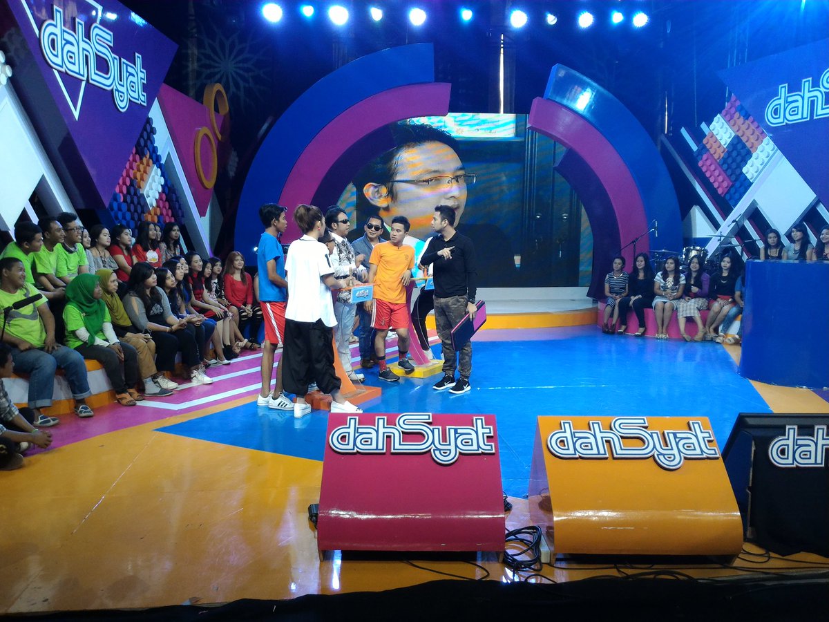 dahSyatMusik tweet picture