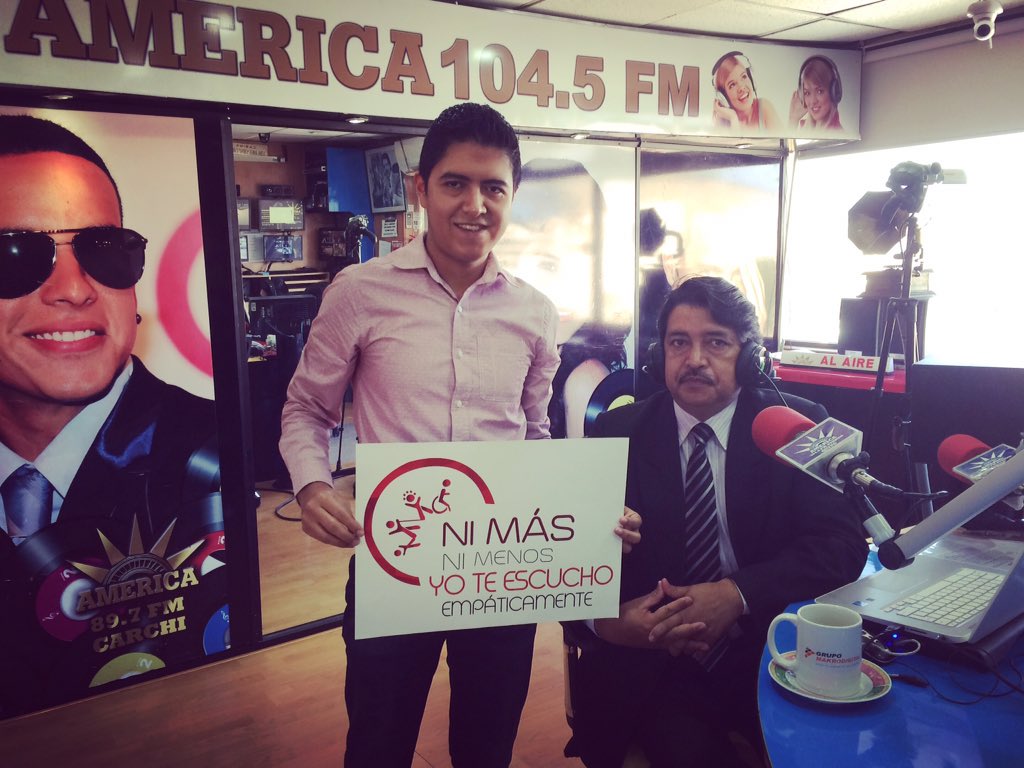 YoTeEscucho_Ec's tweet photo. @AMERICARADIOHD nos recibió esta mañana #radio #entrevista #Campaña #YoTeEscucho #primeTime #interview #rrpp #medios https://t.co/vxTLpBg2zv