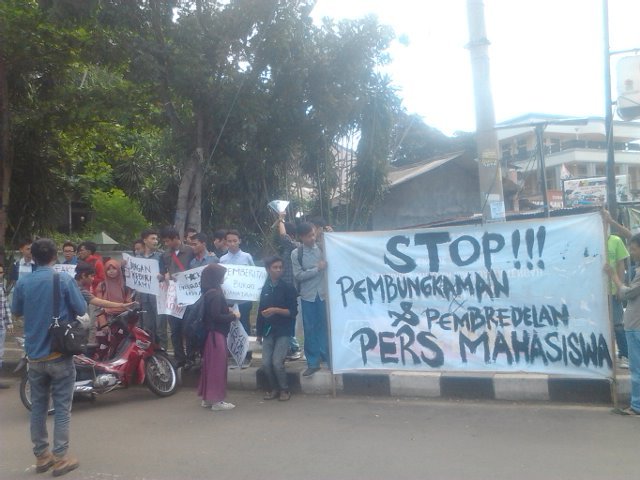 ppmiSMG's tweet image. Dari #UIN #Semarang unt @porosUAD 
#SavePoros 
#BangkitMelawan