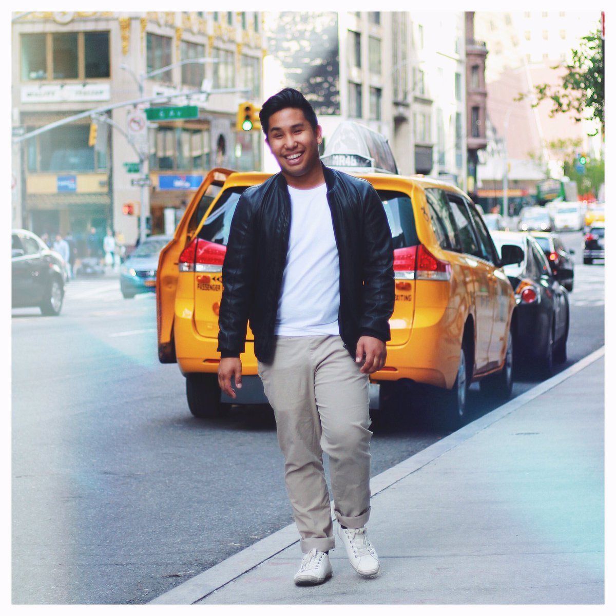 heyitspeterrr_'s tweet photo. NYCING IT UP โ๏ธ๐ฝ๐
๐ธ: @patrickstarrr
#HeyItsPeter #NYC
P.S. Vlog is up tomorrow ๐ https://t.co/SHLb7K8BDR