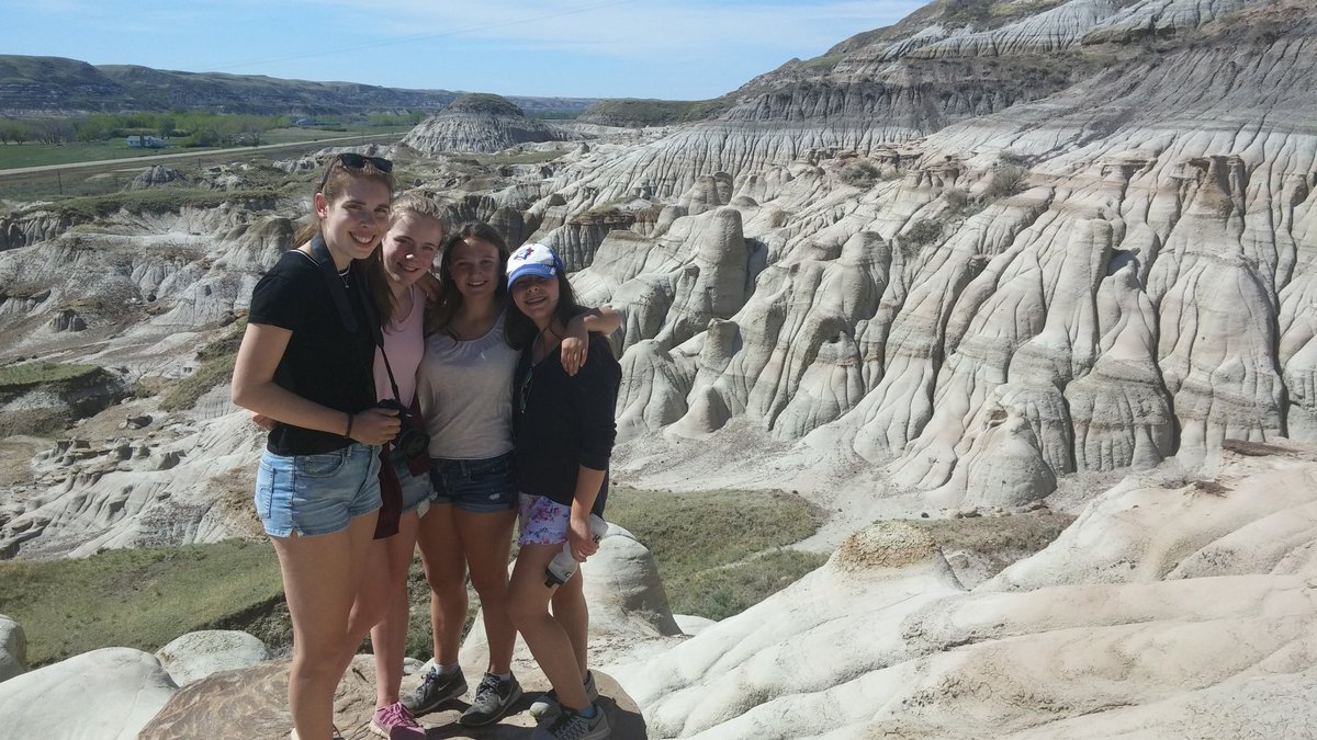 gatack19's tweet photo. Alberta challenge week! @msternthal19 @jpencer19 @aforsyth2019 @theyorkschool https://t.co/ZaFWUyMmJt