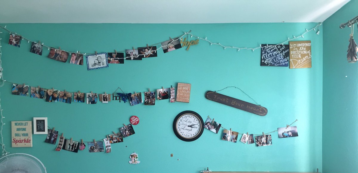 hula_hopey's tweet image. Before&amp;amp;After😛 #redecorated #stillinthemaking #timeforsomethingnew