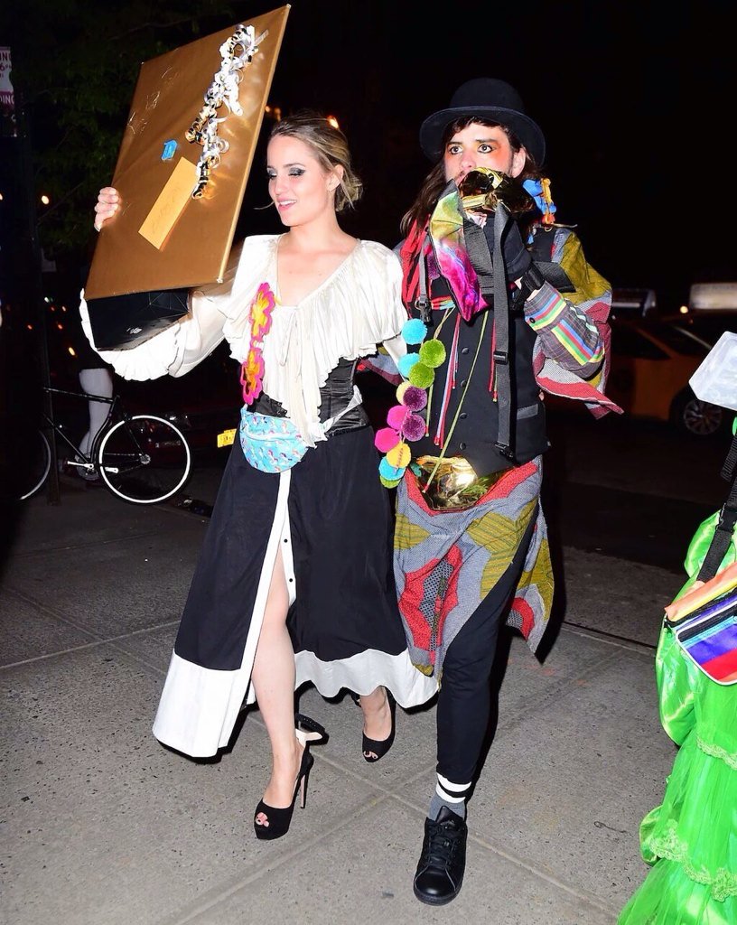 QuinnBotTH's tweet image. ไดอาน่าฉลองวันเกิดกับ Winston marshall ที่นิวยอร์คค่ะ