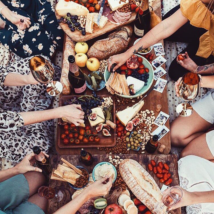 COOLinAREA's tweet photo. Coolinarea te hace vivir una experiencia única👉👉https://t.co/akzAZO7cU8 📷😜 @tuulavintage #malaga #food #cook https://t.co/szL2ieyatI