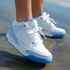 sapi2016's tweet image. For every girl who can never decide what shoes to take on vacation: 
shoeszoom.com/best-walking-s…