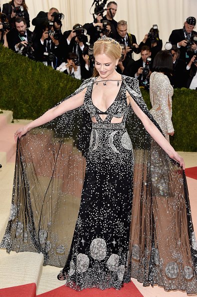 Ph0enixsk's tweet image. Nicole Kidman ในงาน Met Gala 
#แม่ก็คือแม่