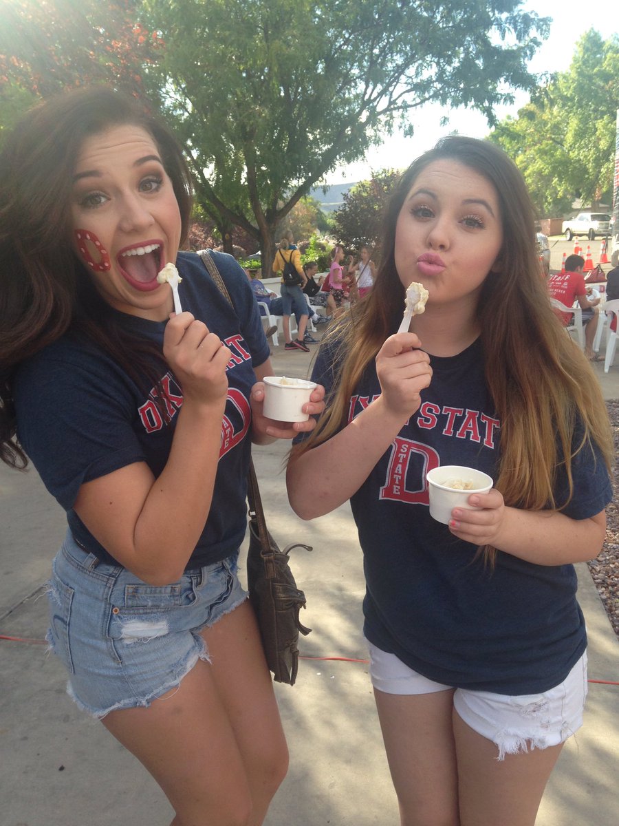 JanaeDSU's tweet photo. Can't let the day pass without saying Happy Birthday to my girl @Chelsea_DSU! Best friends 6 years &amp; counting ❤️ https://t.co/R0FKQPpIzU