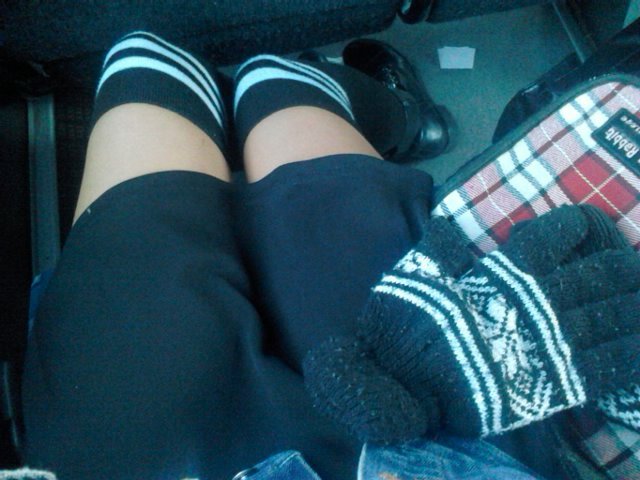 C_DollyChan's tweet image. Minifalda y guantes a la vez #AnimeLogic