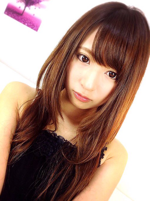 今日も20時からDMMさんのライブチャットにでますー( &acute; ▽ ` )ﾉ♡ りおに会いに来てね♡♡♡ https://t.co/Df36IhDuy5