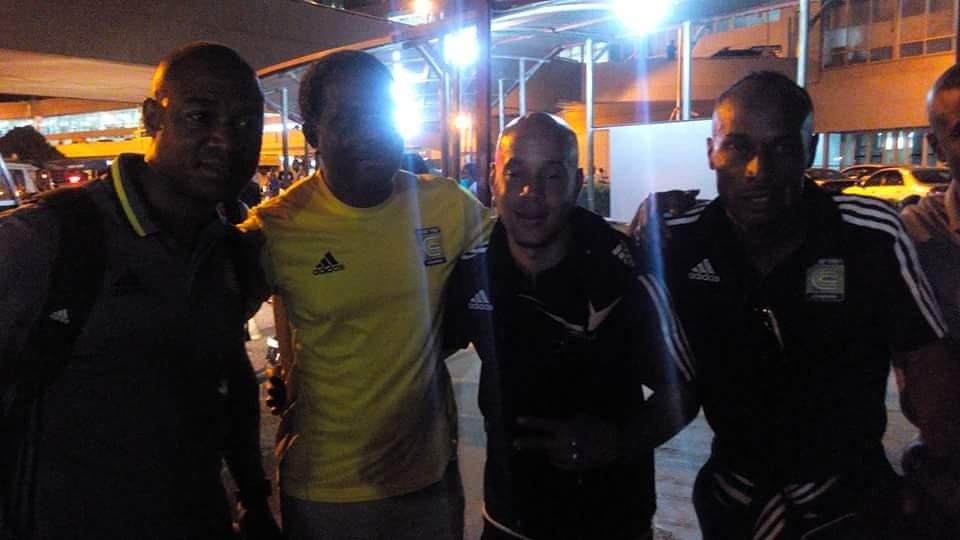 Yọ̀mí Kúkù tweet media