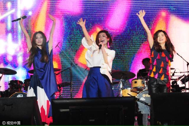 mbbl24's tweet photo. ☘♥️
#SHE80th https://t.co/xEUFYQJCRc