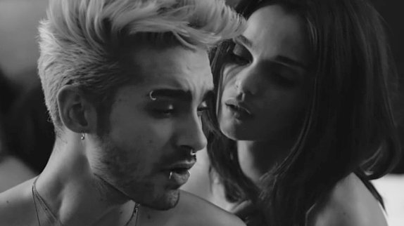 purecharts's tweet image. "Love Don't Break Me" : Billy, le chanteur de Tokio Hotel, se lance en solo (CLIP) charts.tw/101618