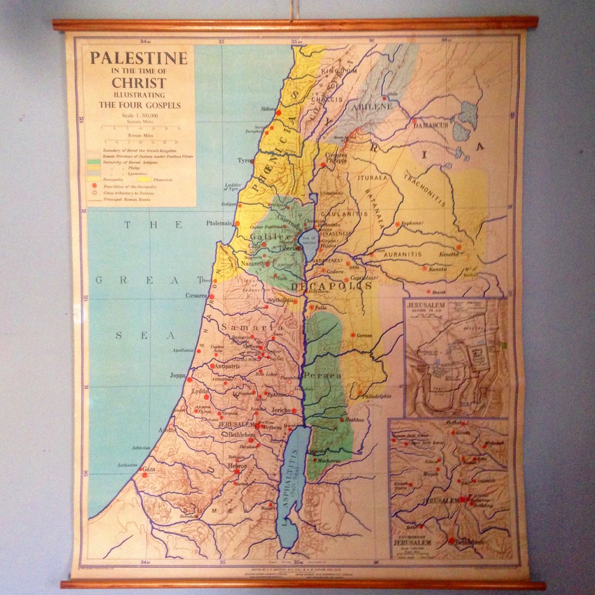 Findshopstudio's tweet image. Vintage #schoolmap of Palestine in the time of Christ,1964#summercolourinspo  #favouritefind #parisgreywalls
