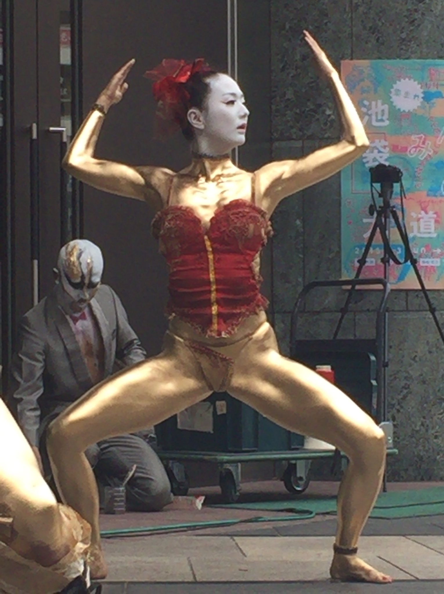 大駱駝艦　乳首 