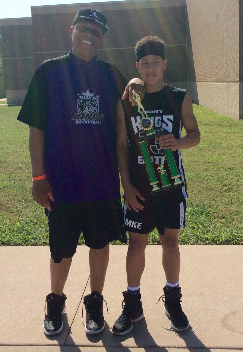 mightykings44's tweet photo. Best pure shooter in 2021 @Ani_Umana @i4talentedkids @TexasHoopsYouth @Coast2CoastPrep @CoachBBowman @kbowmanTX https://t.co/qyaoVi0Avo