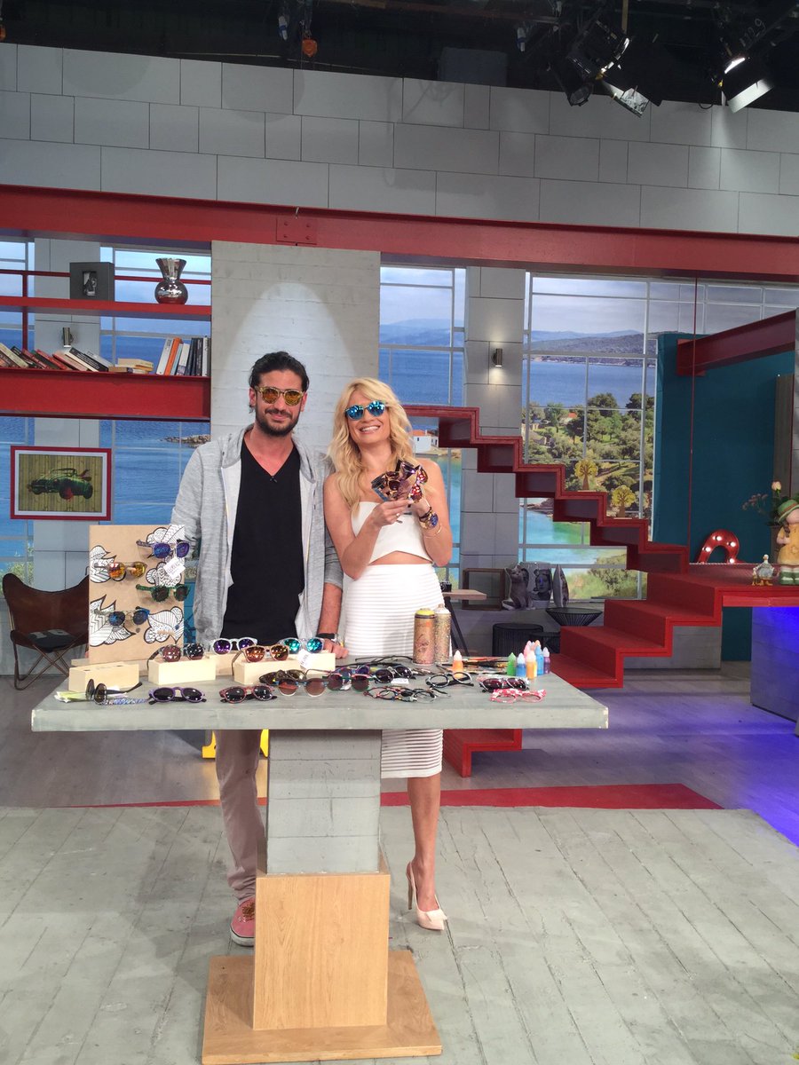 Κερδίστε μοναδικά χειροποίητα γυαλιά <a href="/UglyBell/">Uglybell</a> που διάλεξα για εσάς 👓👓👓 5 τυχερές,ξεκινήστε τα retweets 👓👓👓